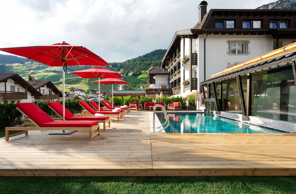 Hotel Tyrol 39/66