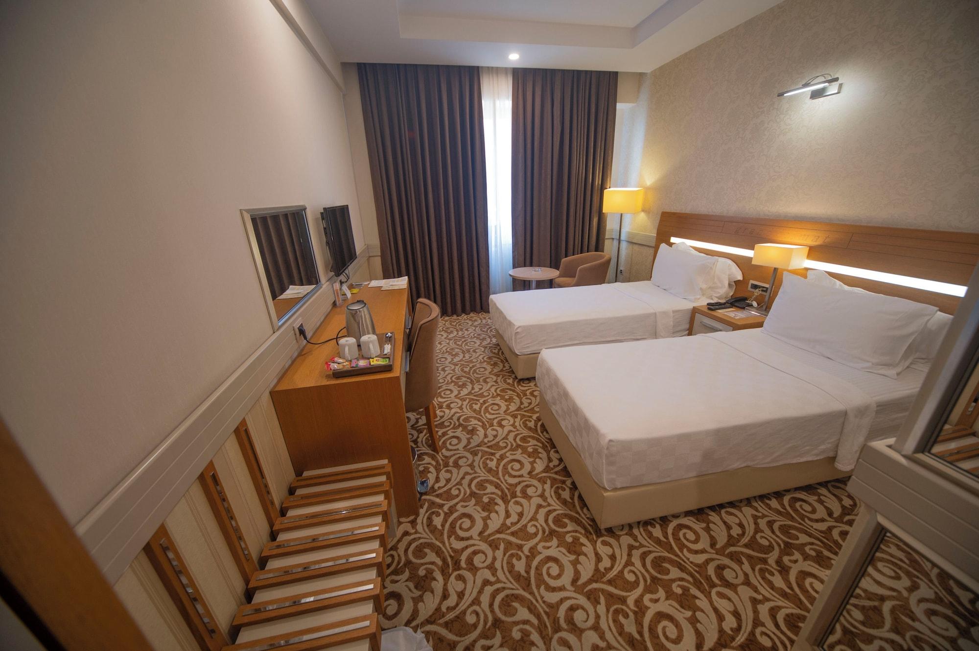 Comfort, Twin Beds