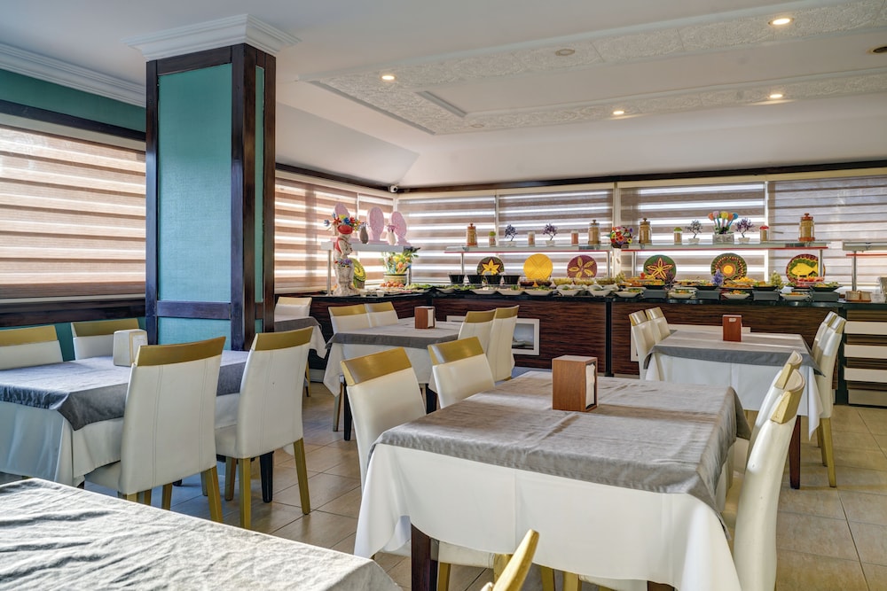 Ergun Hotel 35/50