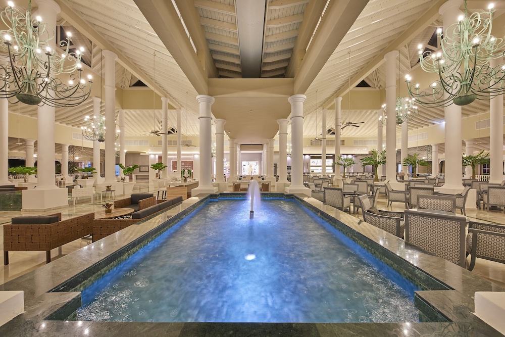 Bahia Principe Escape Ambar - Adults Only 8/72