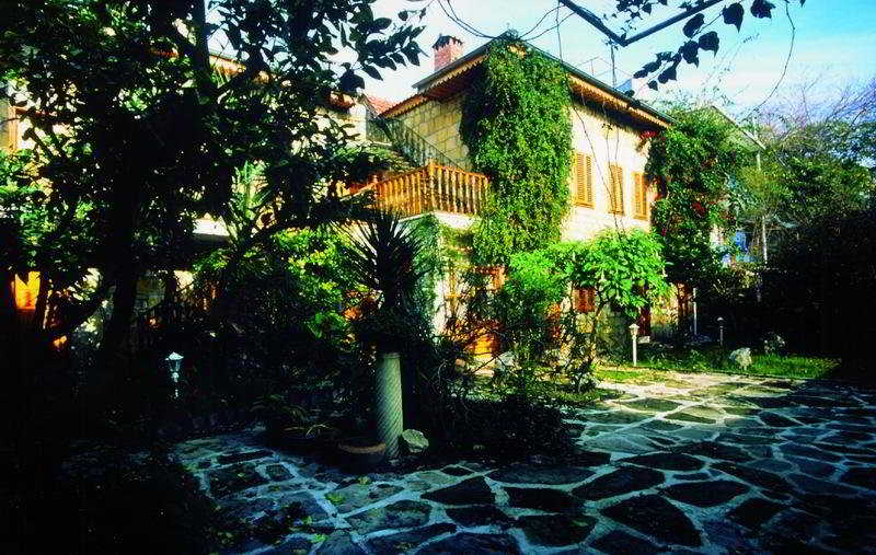 Begonville Pension 20/21
