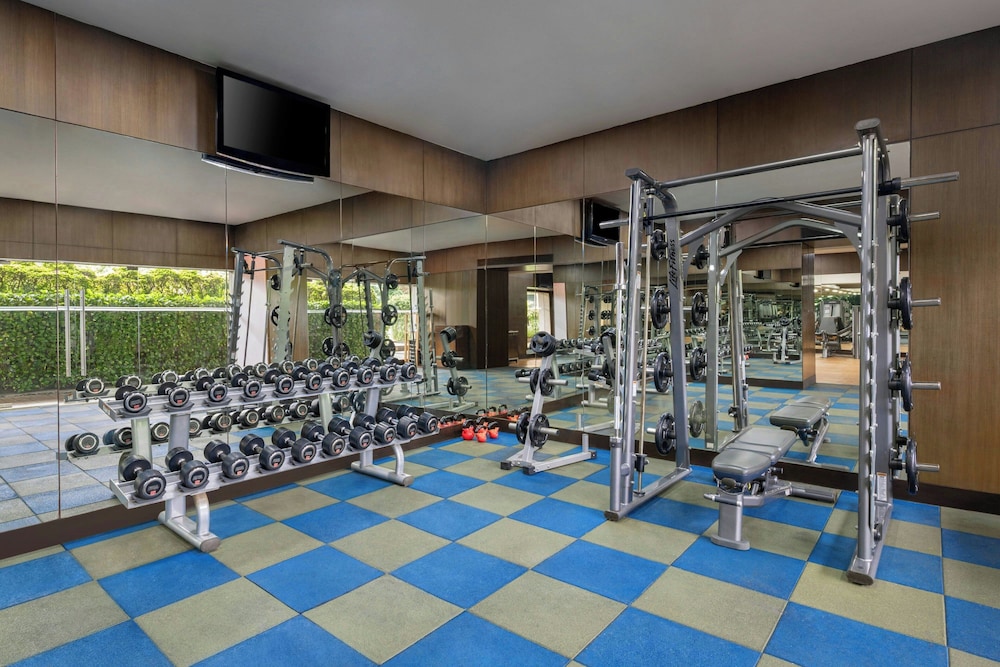 Courtyard By Marriott Mumbai International Airport 25/50