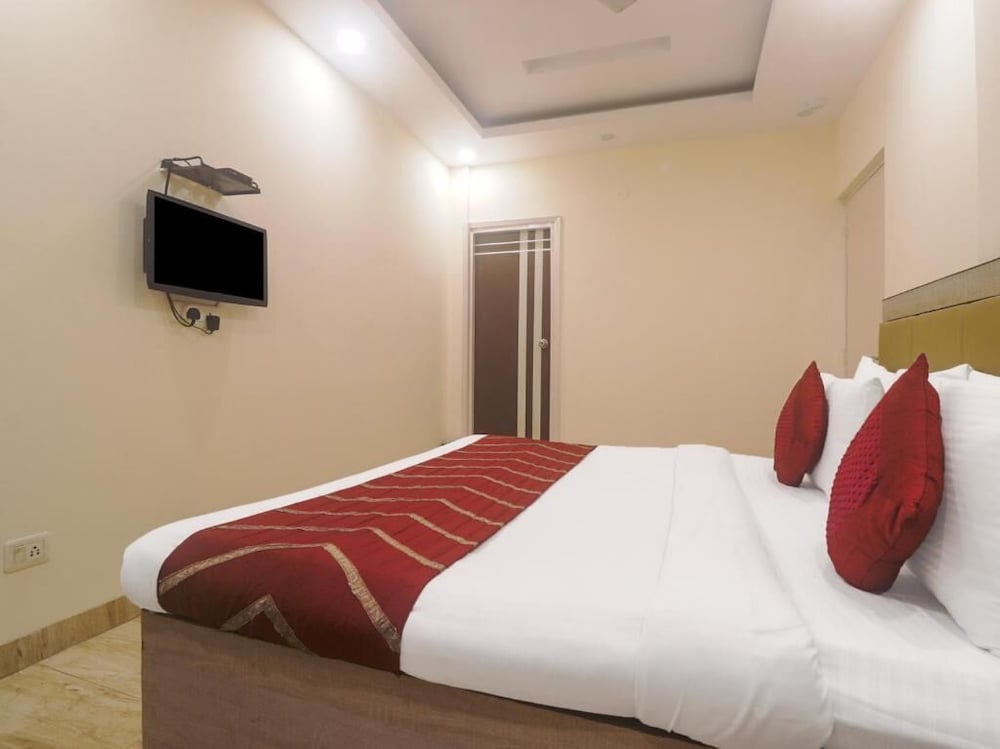 Hotel Grace At Karol Bagh 13/45