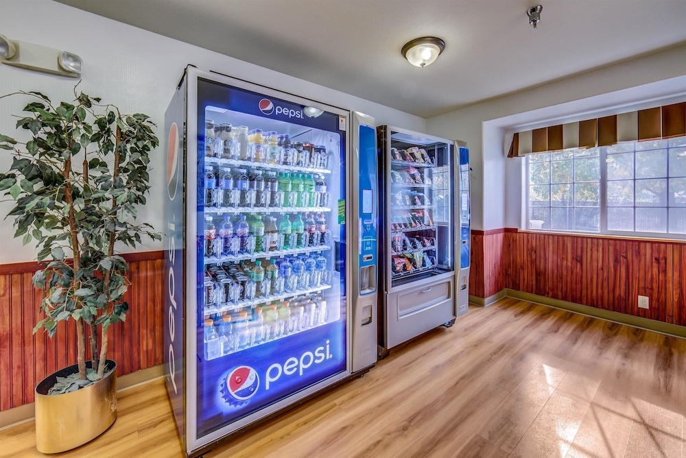 Motel6 Sutherlin, OR – I-5 9/47