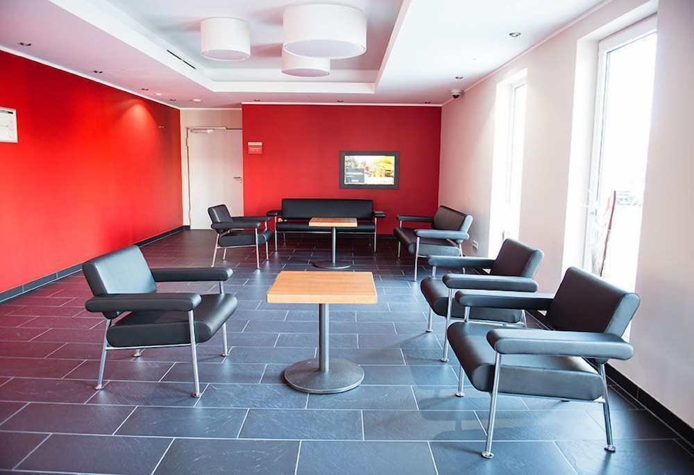SERWAYS HOTEL BRUCHSAL WEST 39/54