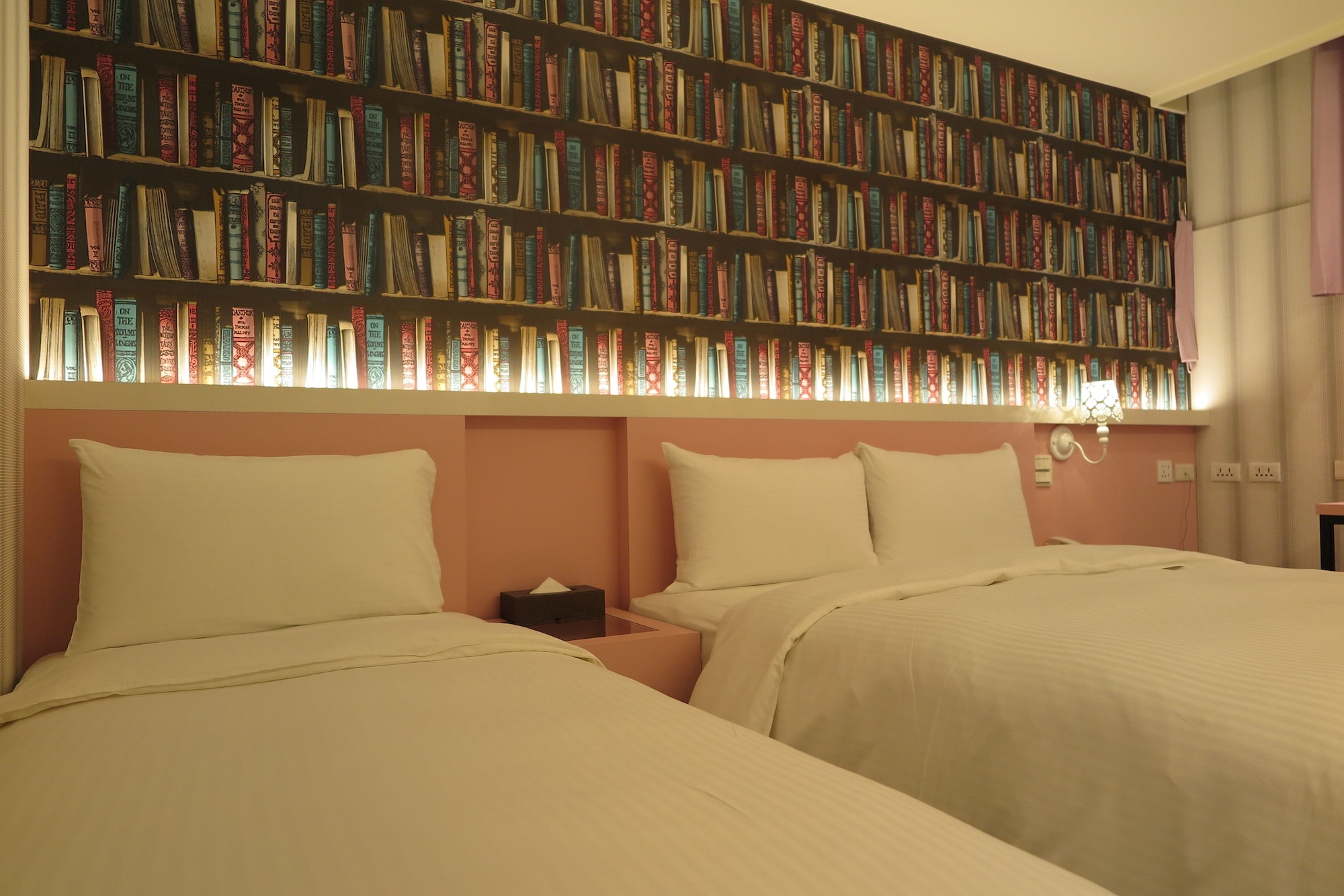ROOM, TRIPLE