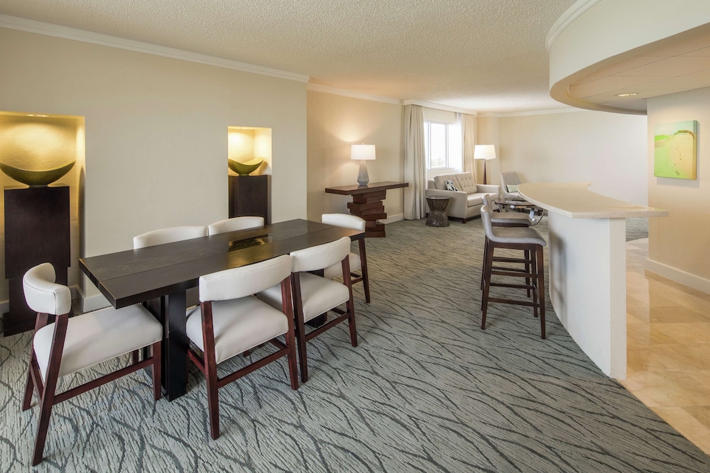 Hilton Aruba Caribbean Resort and Casino 63/99