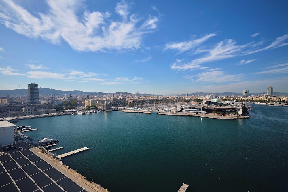 Eurostars Grand Marina 47/50