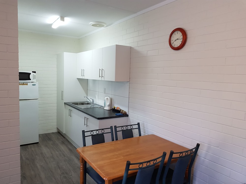 GRAMPIANS VIEW COTTAGES AND UNITS 35/64