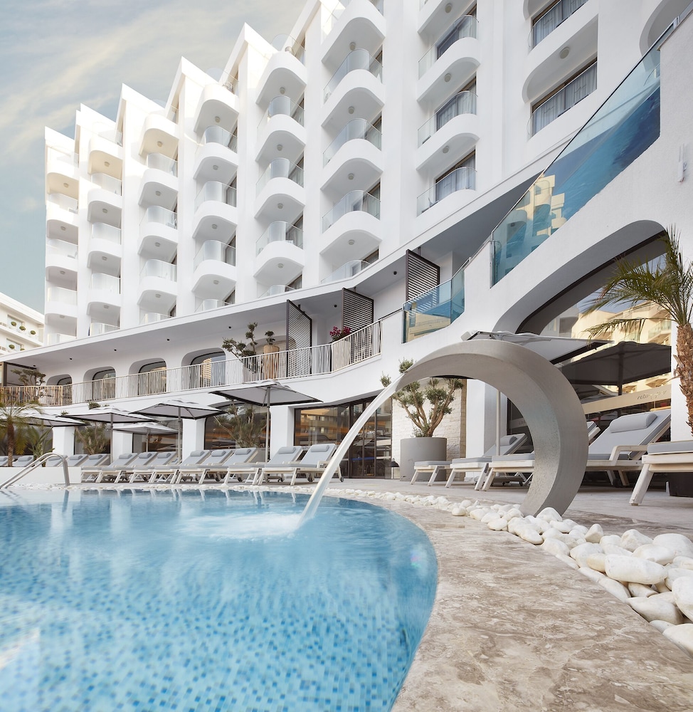 Lalila Blue Suites photo5