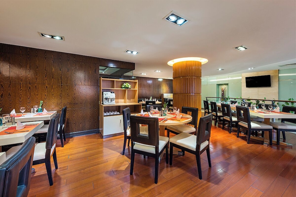 Peace Hotel Beijing(ex Novotel Peace Hotel Beijing) 52/71
