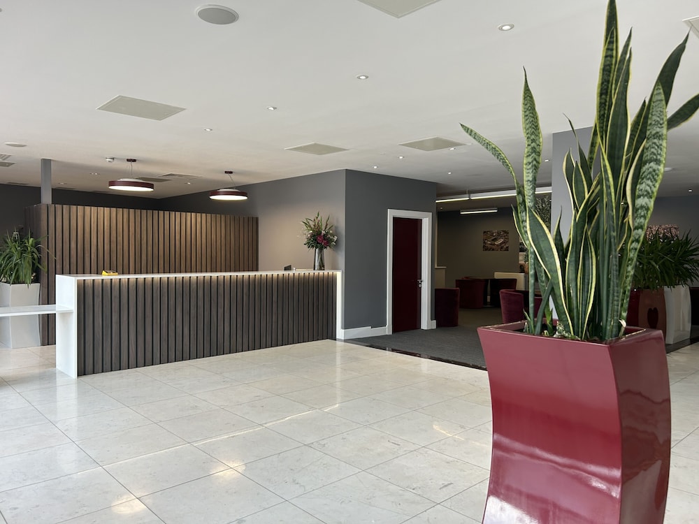 Tynecastle Park Hotel 2/15