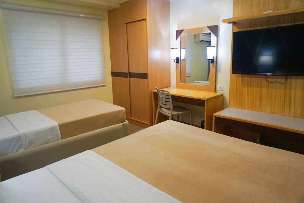 New Dawn Hotel Plus 23/79