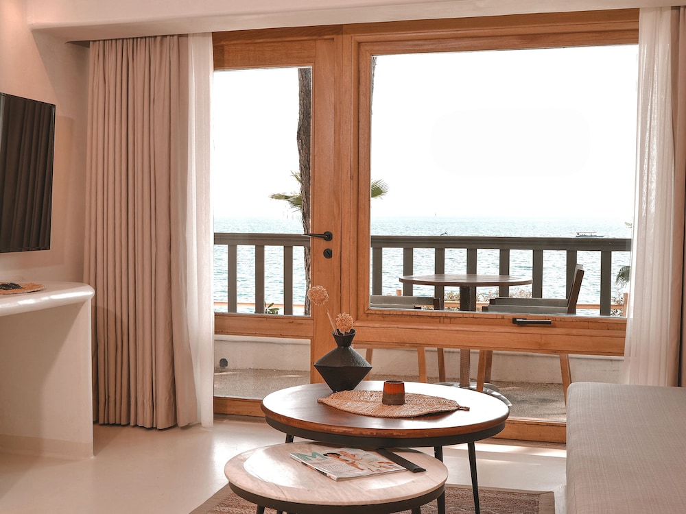 Perios Beach House - Adults Only 43/59