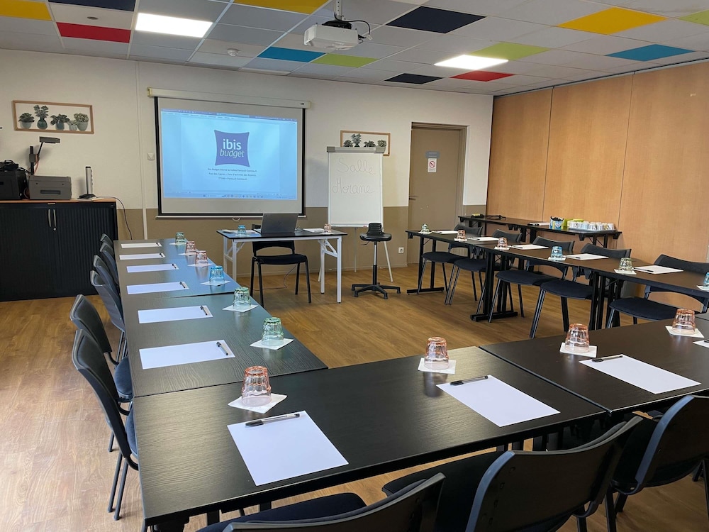 Ibis Budget Marne La Vallee Pontault Combault 47/61