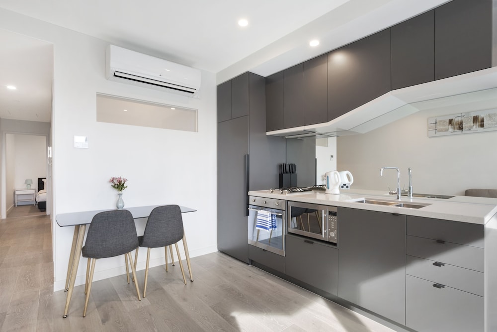 Platinum City Serviced Apartments 10/29
