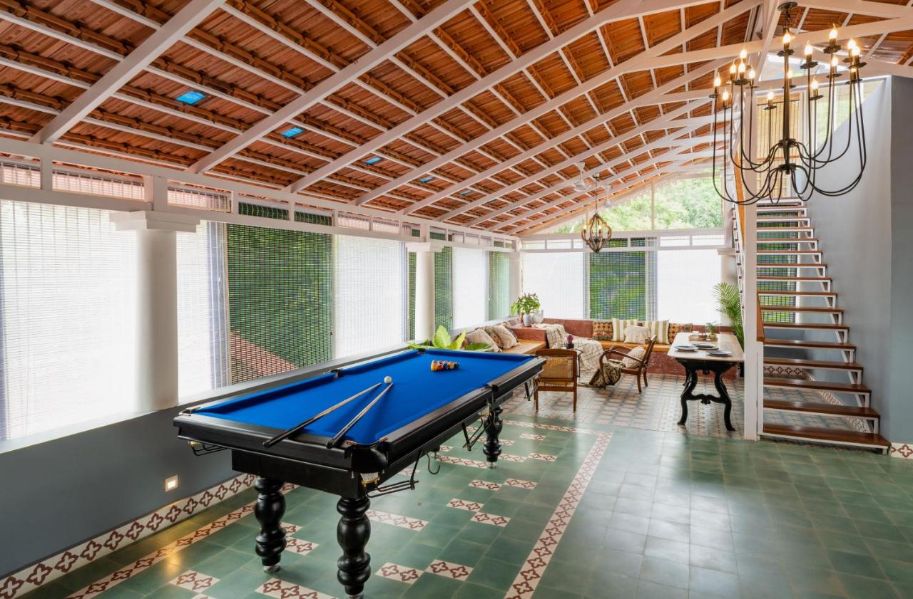 ELIVAAS BluDoor 5BHK Villa, Assagao 43/65