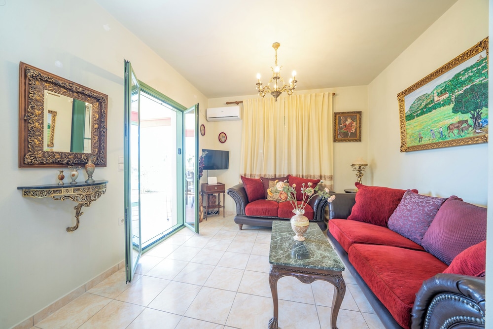 Monambeles Villas 33/76