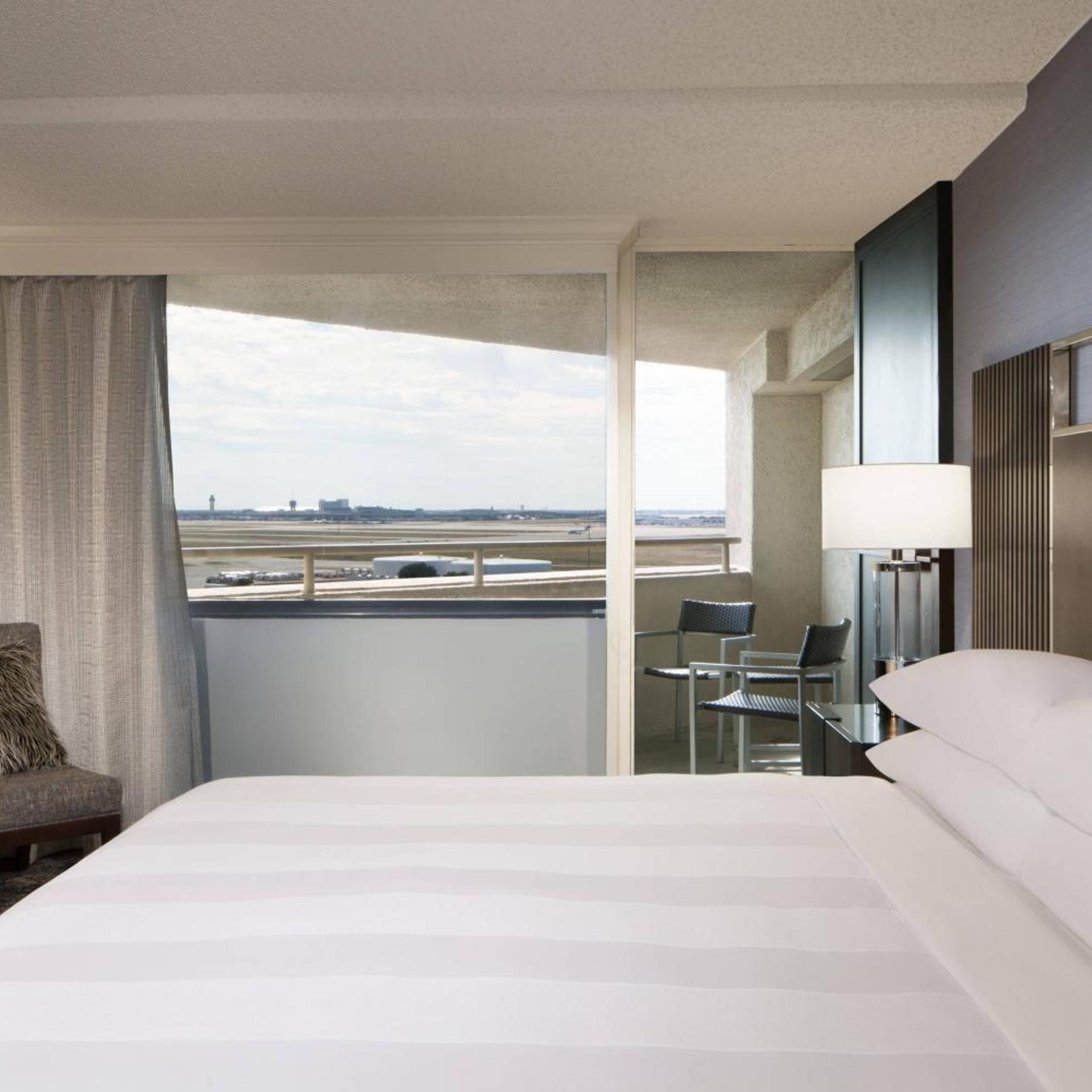 Room, King Bed, High Floor