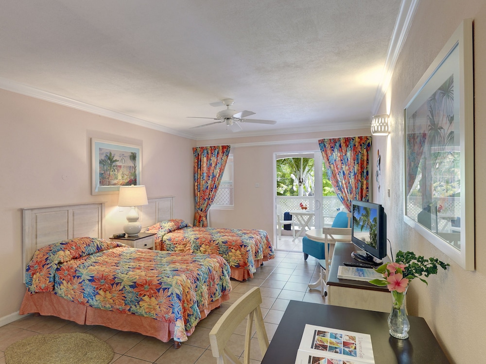 Butterfly Beach Hotel 31/75