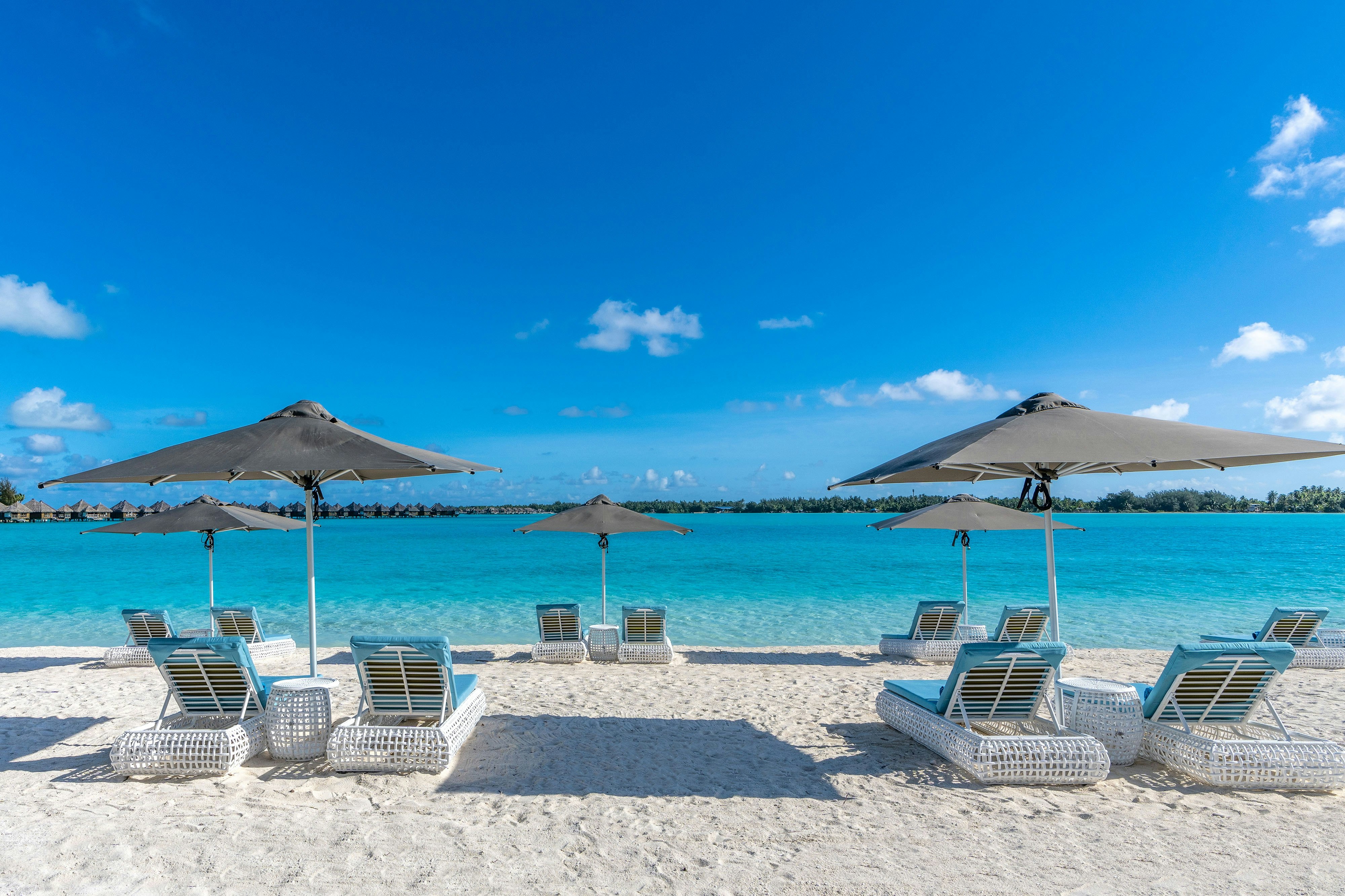 The St Regis Bora Bora Resort 79/84
