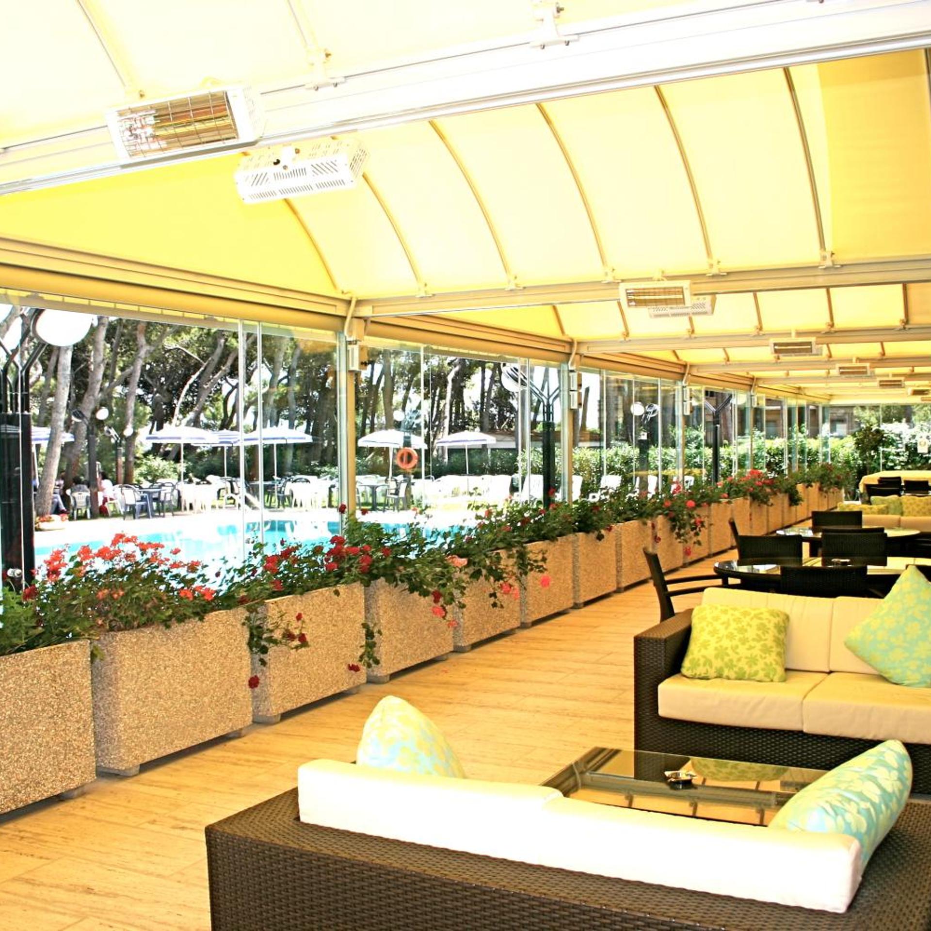HOTEL PARCO DEI PRINCIPI 38/56