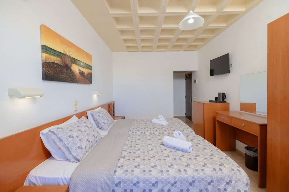 Heleni Beach Hotel 9/50