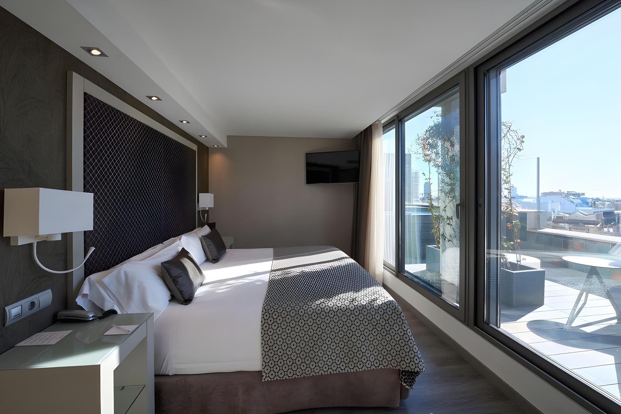 Imperial, Suite