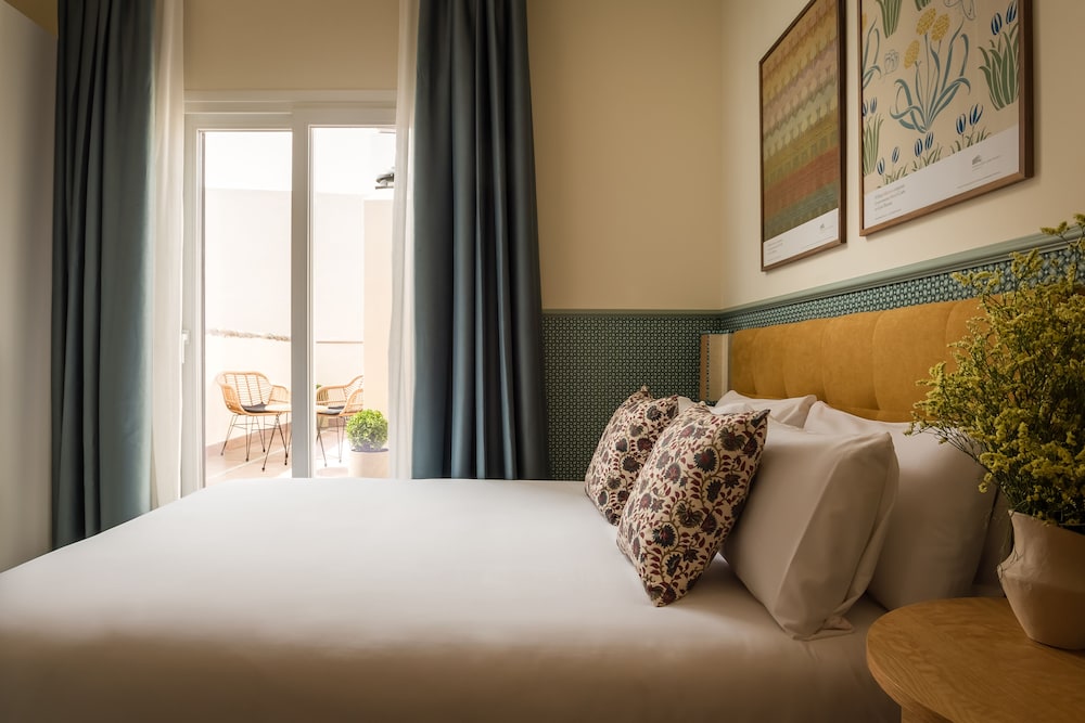 Hotel Abril 15/50