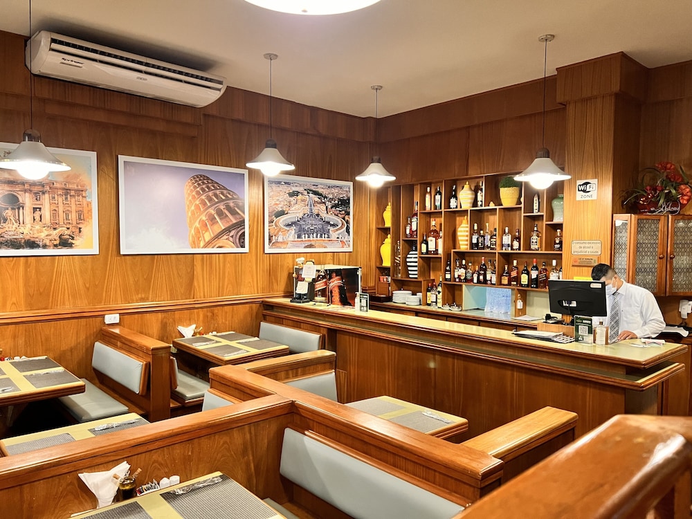 Bella Italia Hotel & Events 19/50