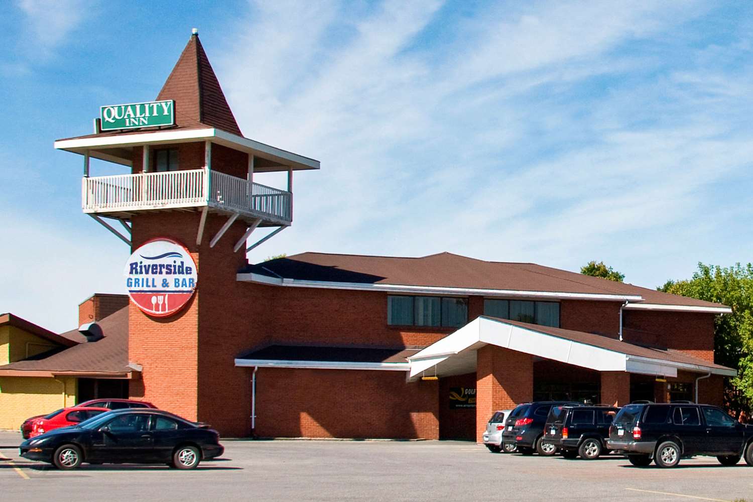 Ramada by Wyndham Arnprior 1/27