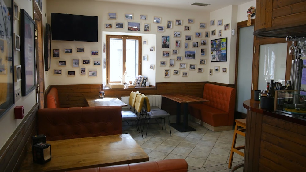 Hotel Branka، بيرميو 31/50