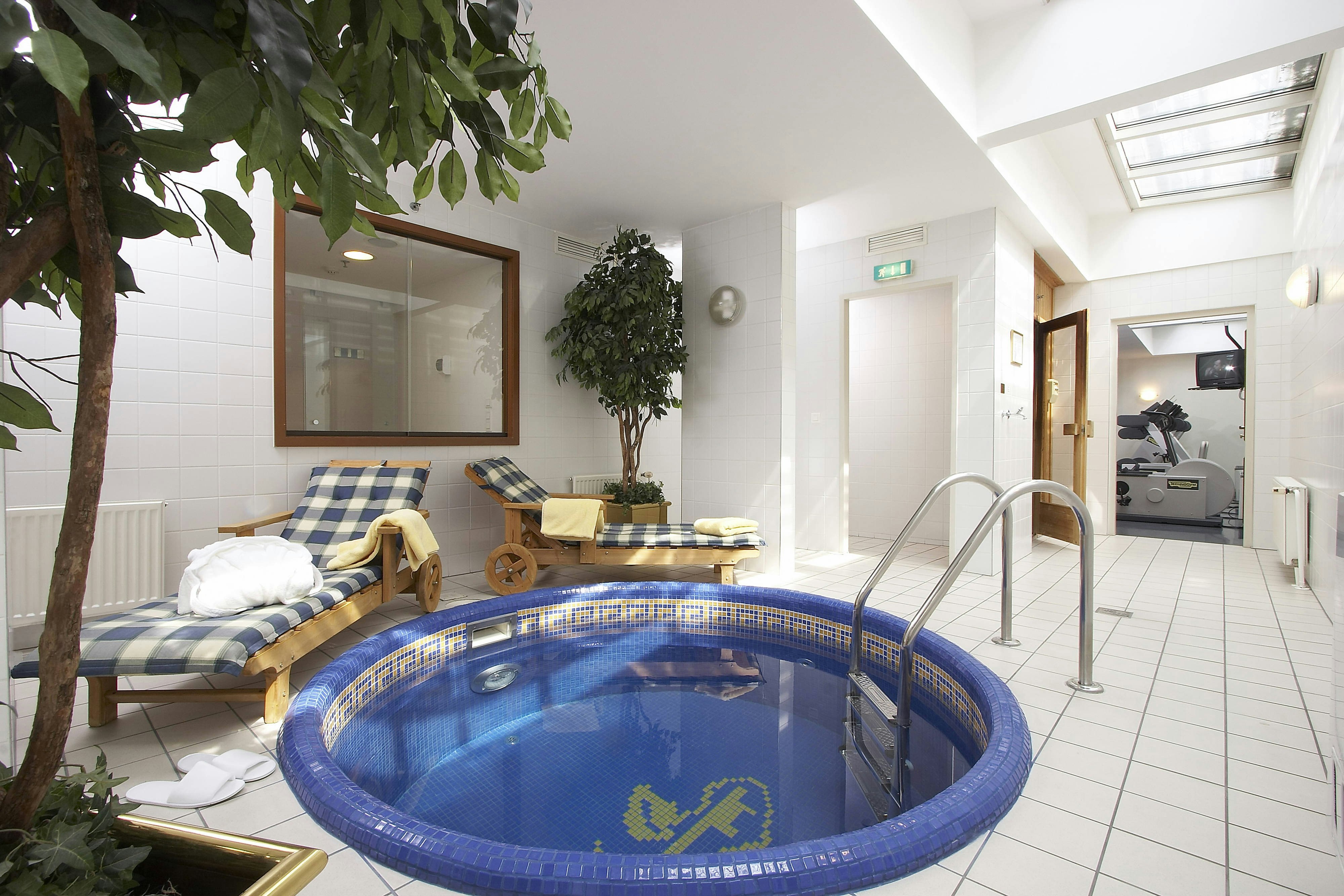 Marriott Millennium Court Executive Apartments Budapest 10/30