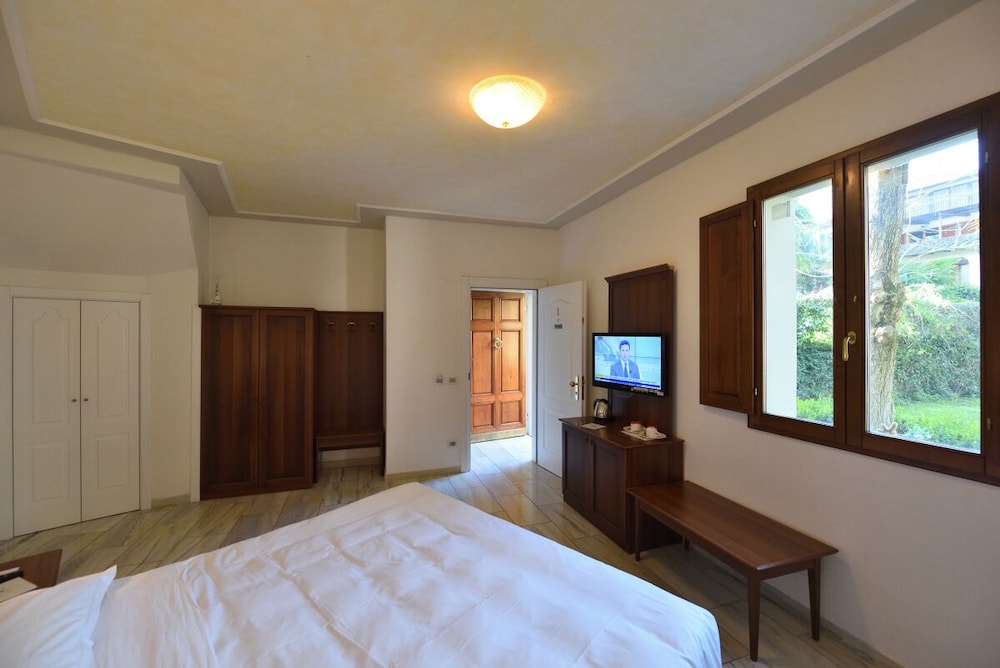 Relais La Corte Di Cloris 7/73