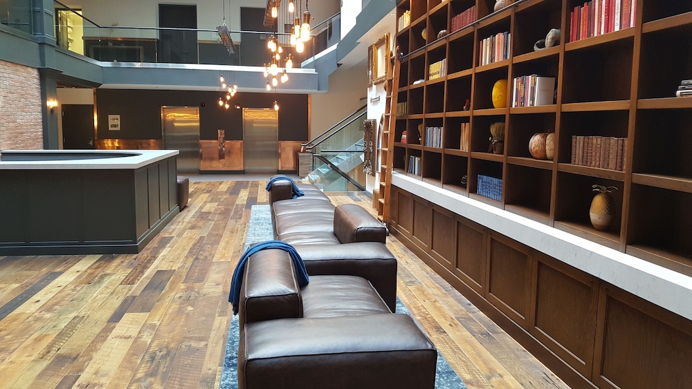 The Metcalfe Hotel Formerly Hotel Indigo Ottawa 52/62