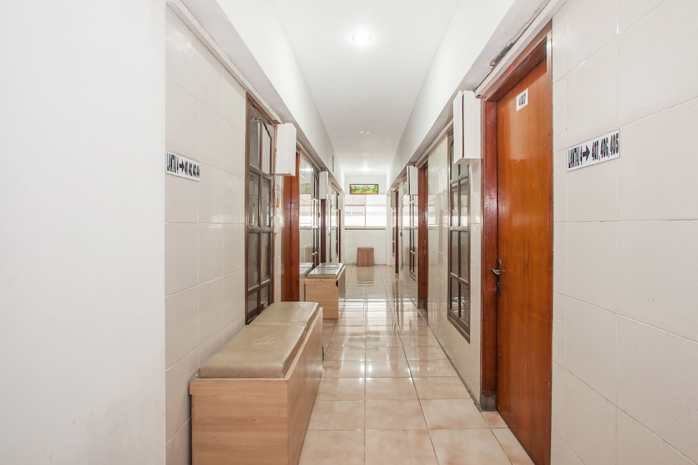 OYO 164 Ang's Residence 41/51