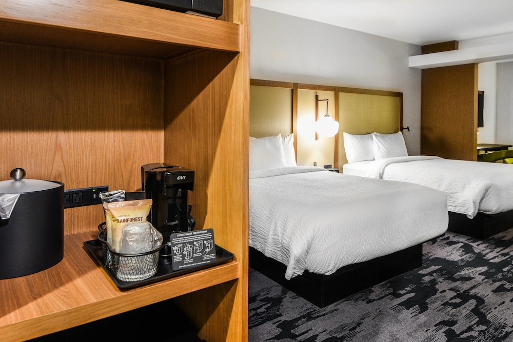 Fairfield Inn And Suites Ontario Rancho Cucamonga 14/49