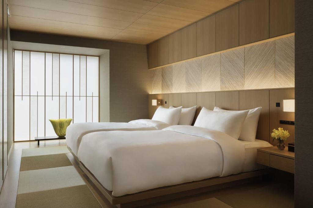 Japanese, Modern, Deluxe, King Bed