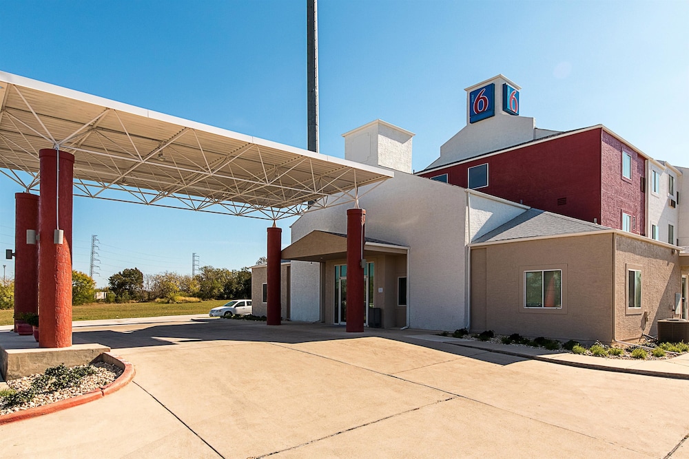 Motel6 San Antonio, TX - Downtown - Alamo Dome 45/54