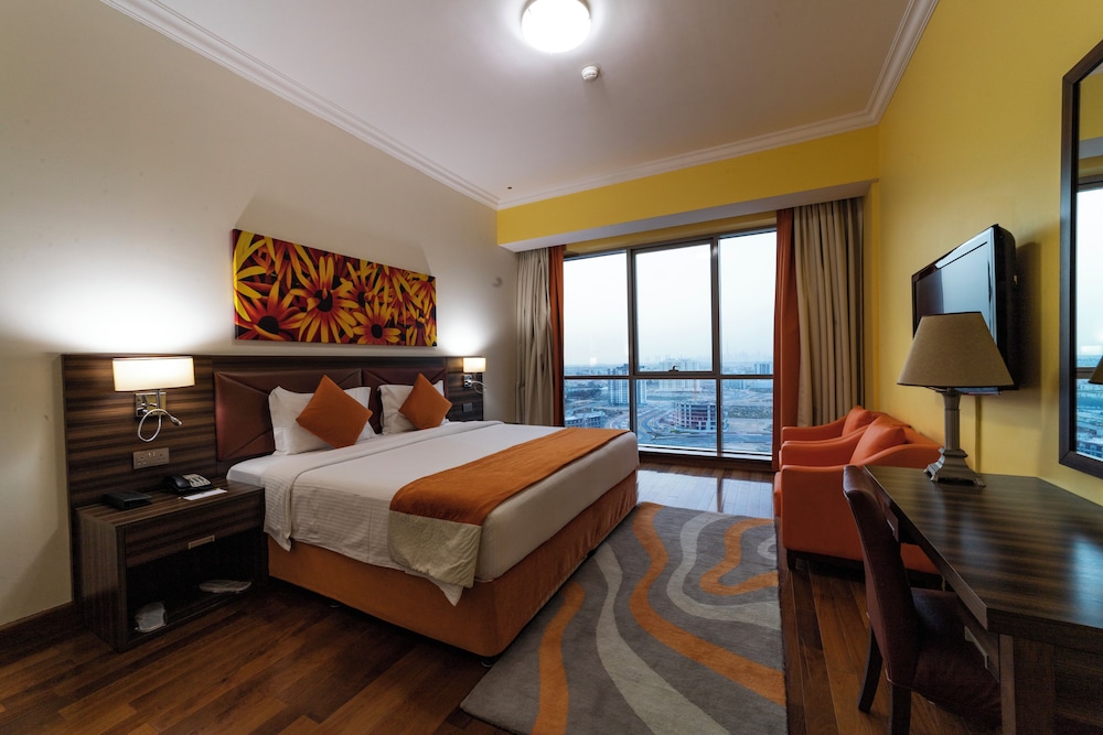 TWO BEDROOM APARTMENT