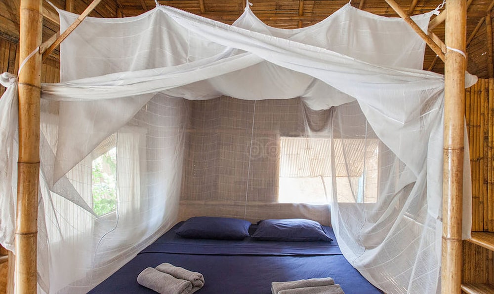 Green View Beach Resort 24/73