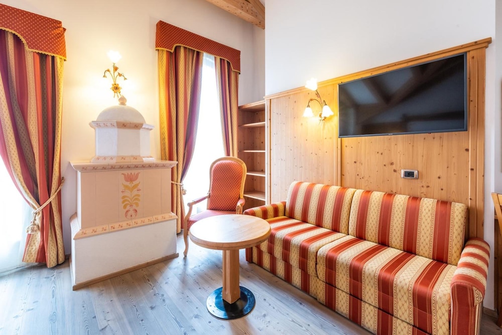 Lady Maria Hotel And Resort 50/70