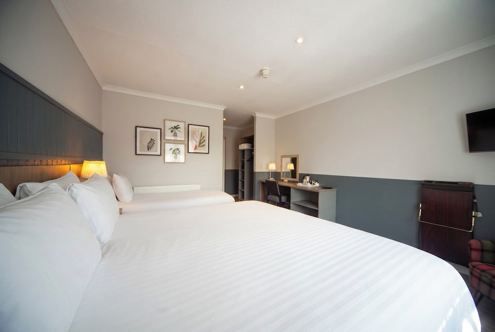 The Highfield Hotel 10/48