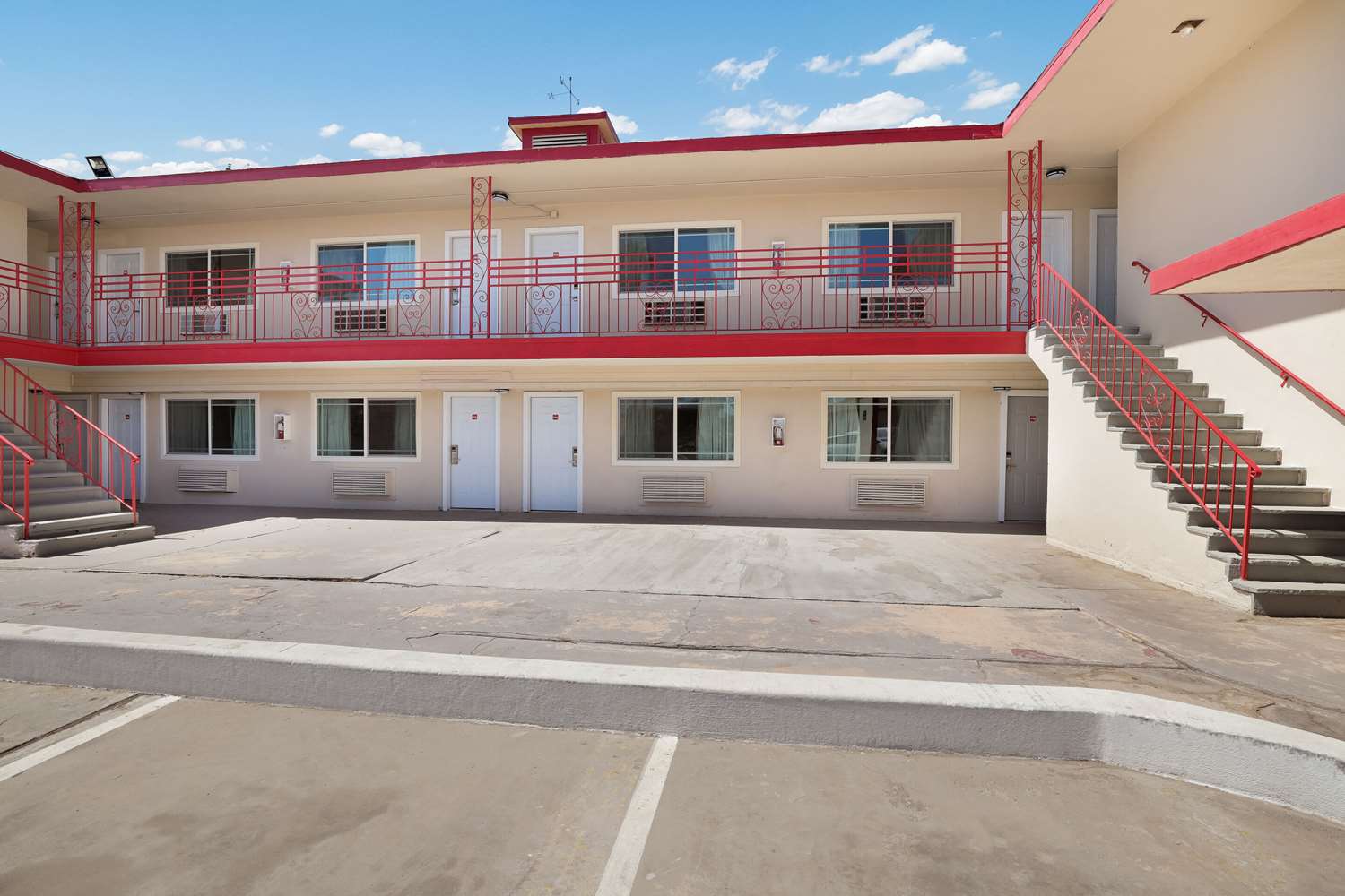 Econo Lodge Needles 5/26