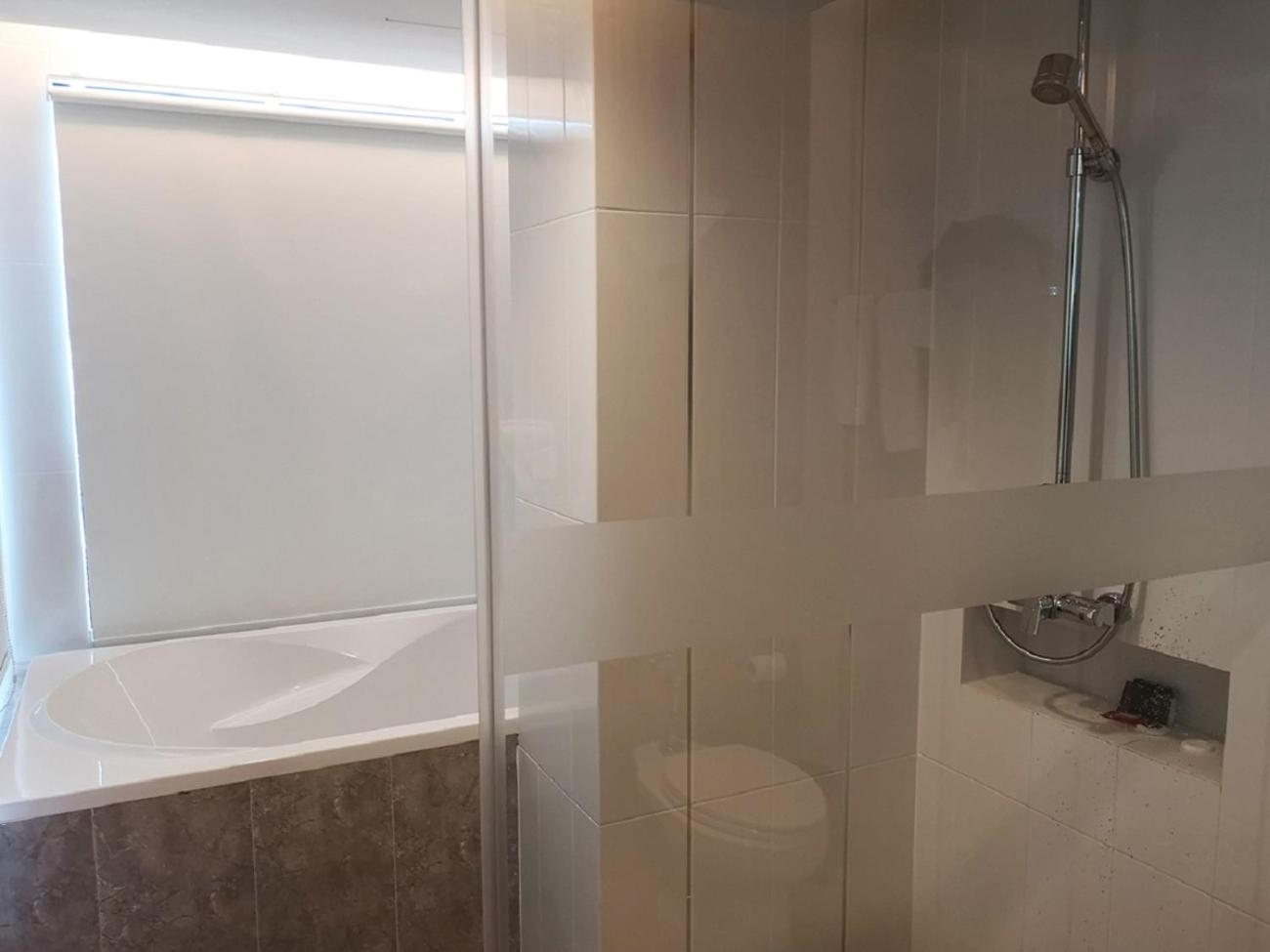 1 Bedroom, Suite, Double Bed, Ocean Front، Tsix5 Phenomenal 6/6