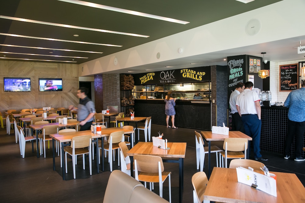 Alpha Hotel Eastern Creek 42/60