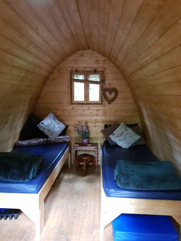 Broomhills Farm River Eco Pods 3/21