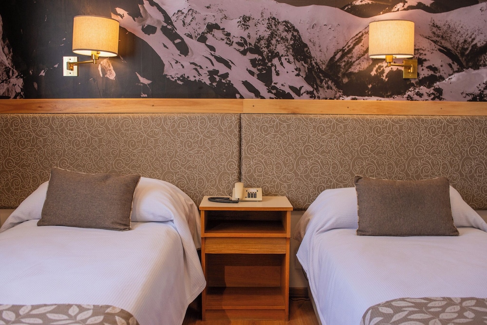 Tres Reyes Hotel 13/50