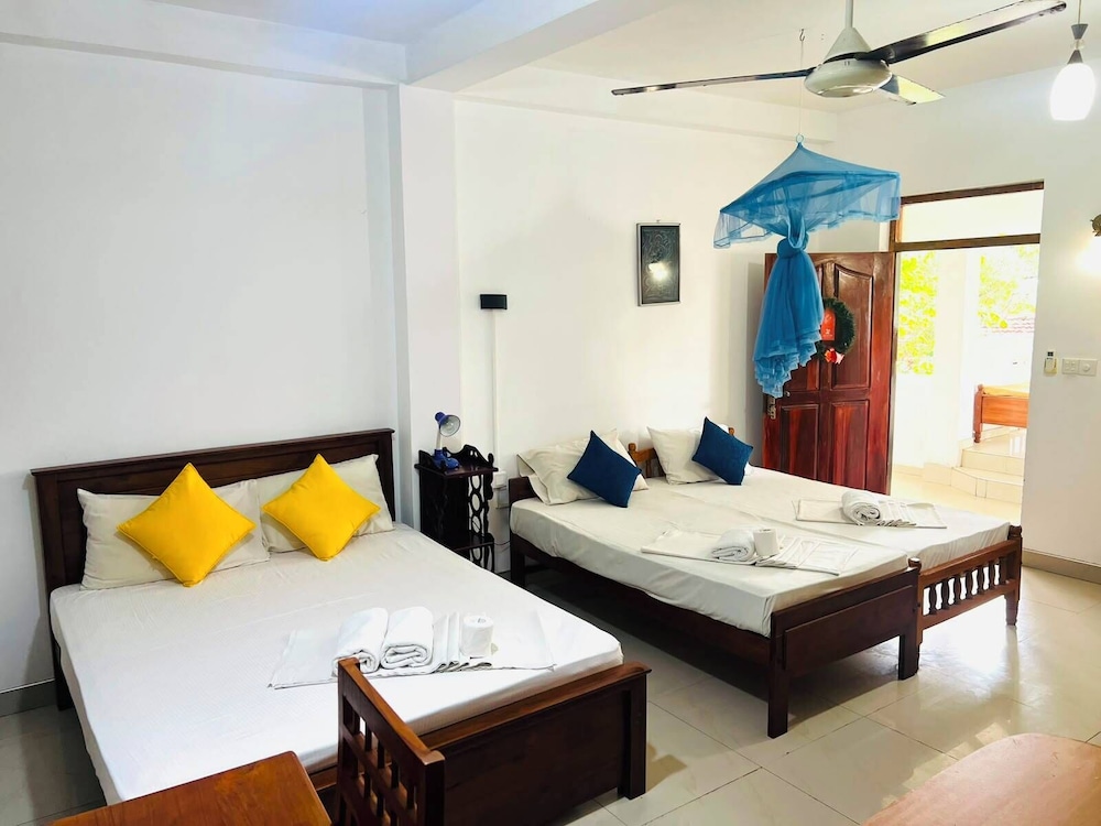 Shanith Guesthouse 16/50