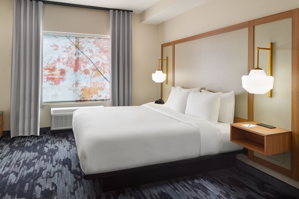 1 Bedroom, Suite, King Bed, Sofa